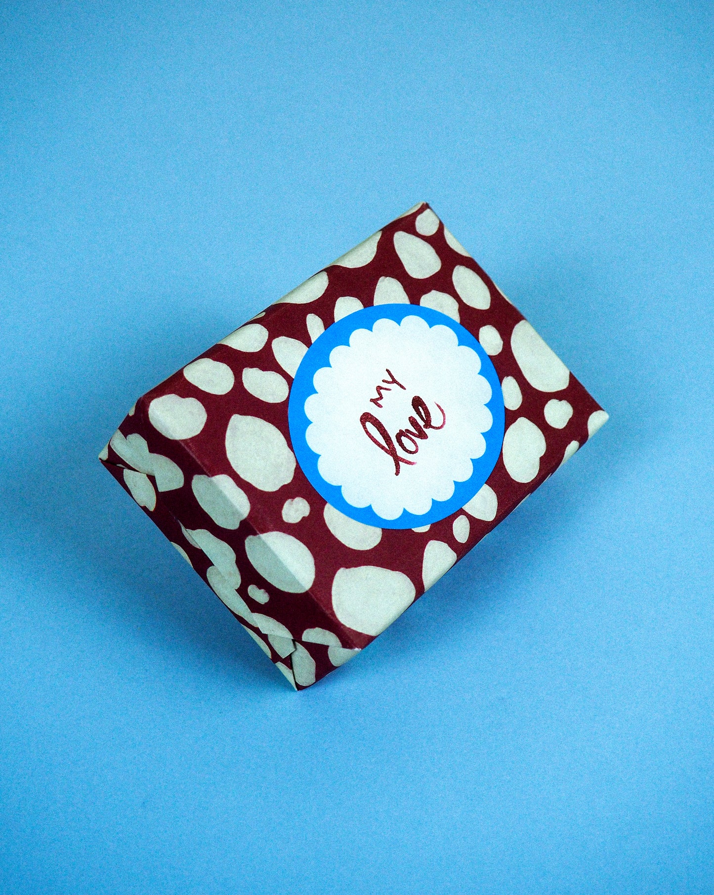 Scalloped Gift Tag Stickers, Blue