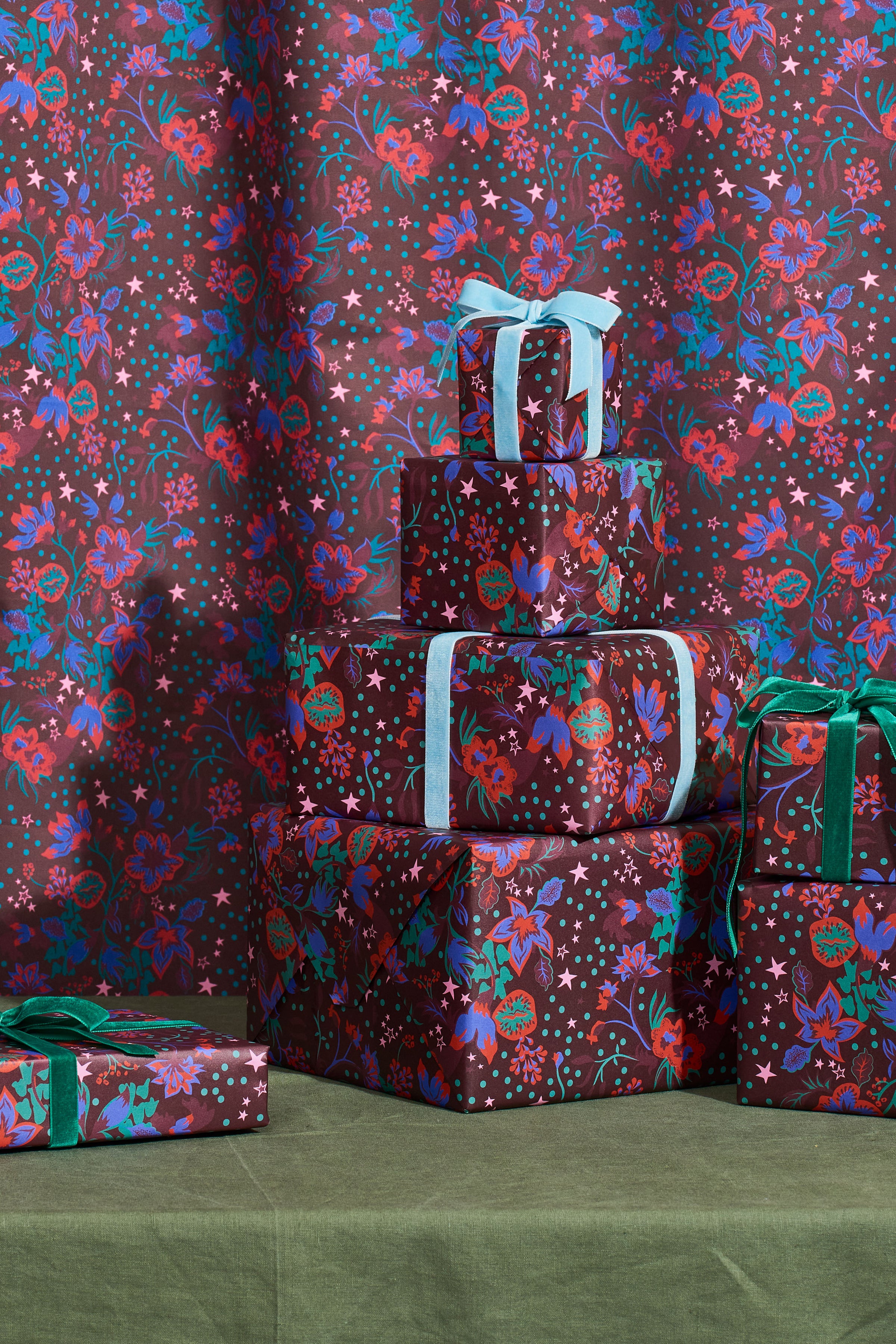Festive floral christmas wrapping paper